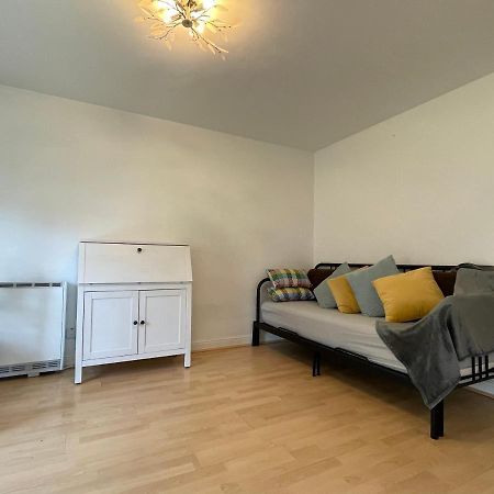 Surrey Docks Se16 Near Canada Water N Easy Access Canary Wharf London Exteriör bild