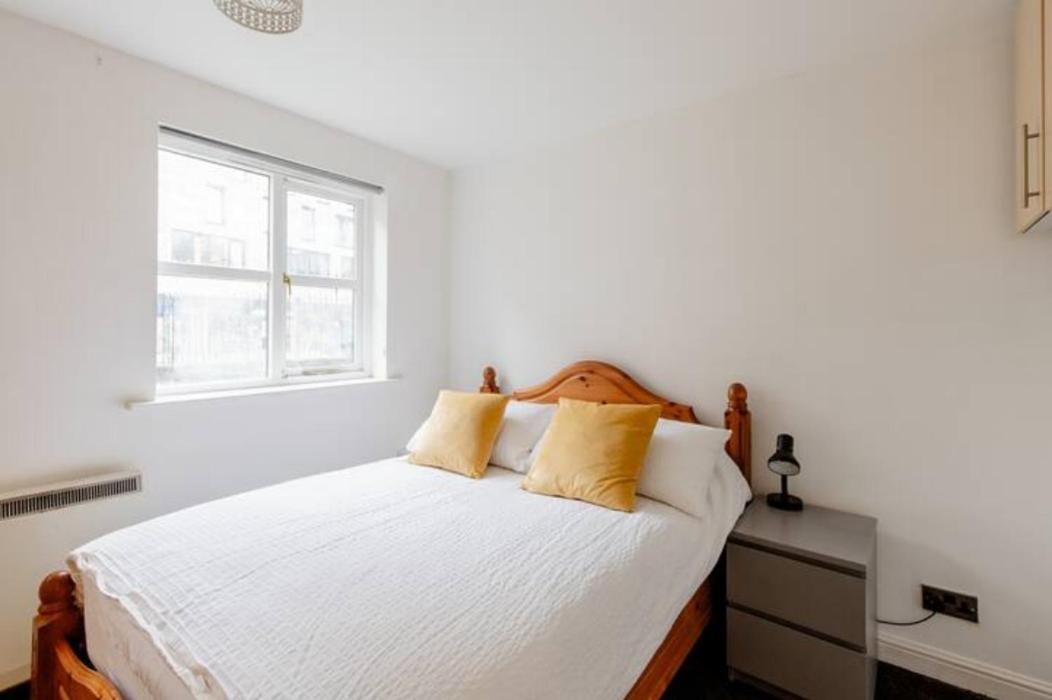 Surrey Docks Se16 Near Canada Water N Easy Access Canary Wharf London Exteriör bild